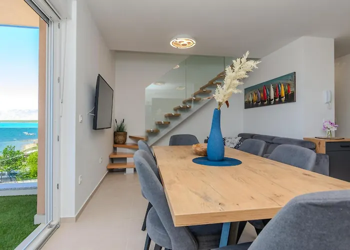 2 Bedroom Awesome In Daire