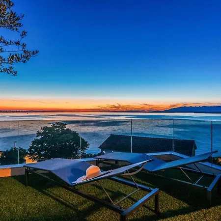 Gorgeous In With House Sea View * Nin