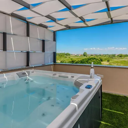 Gorgeous In With House Sea View Appartement Nin